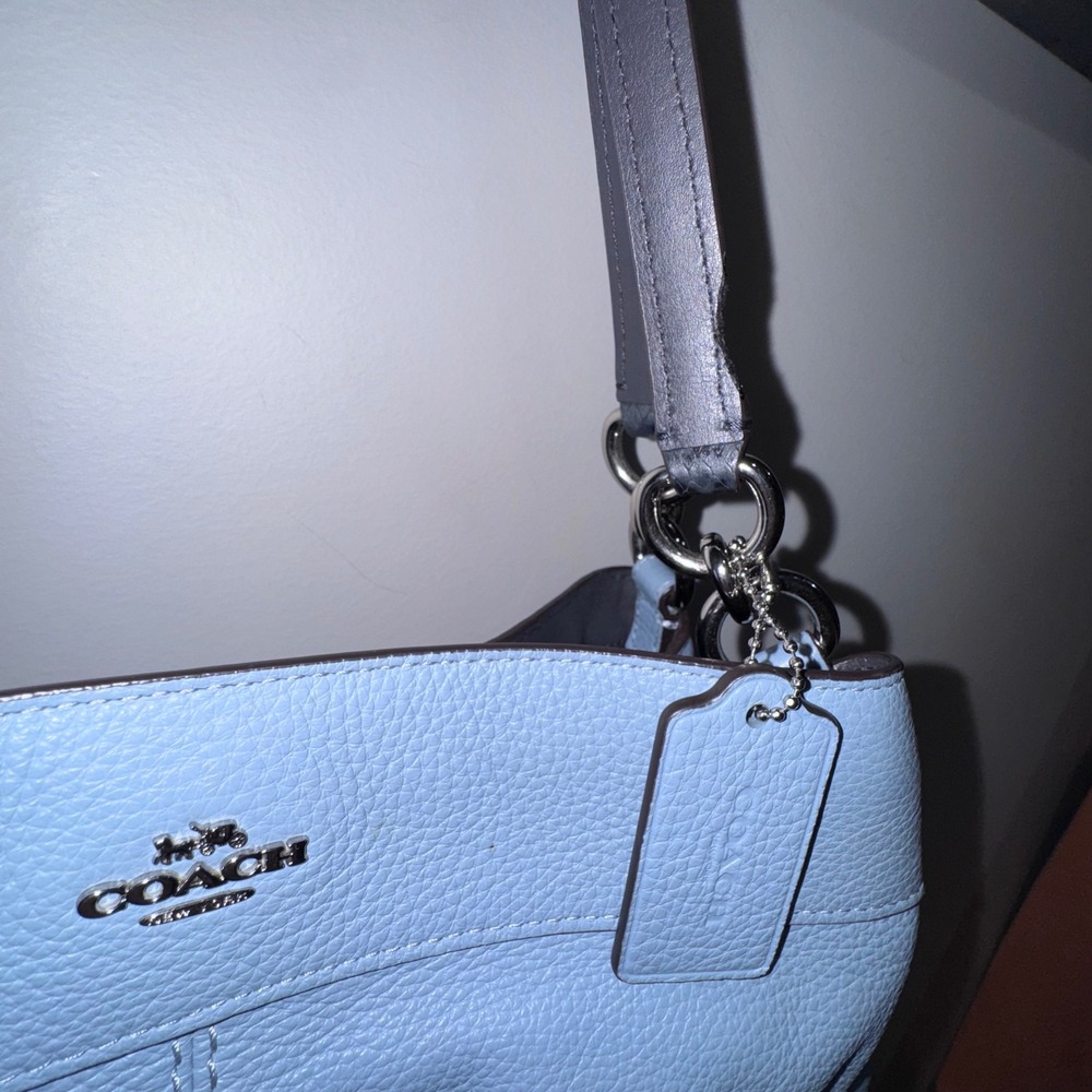 Coach Lexy Shoulder Bag Powder Blue Pebbled Leather Silver Hardware FLAW-Handle - Picture 7 of 16